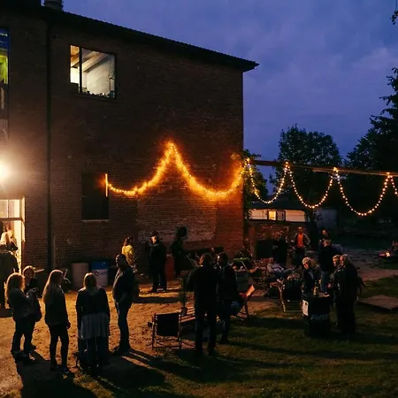 Camp Gorzelnia キャンプ場 Gwieździn